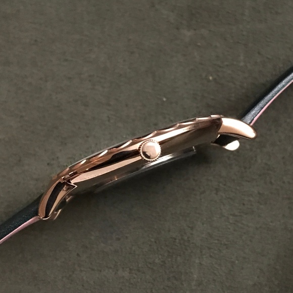 EUC Kate Spade 34mm Metro Green Scolloped Watch - Picture 6 of 8